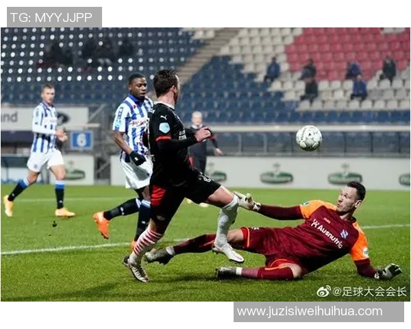 埃因霍温与海牙激战正酣赛果揭晓精彩瞬间回顾