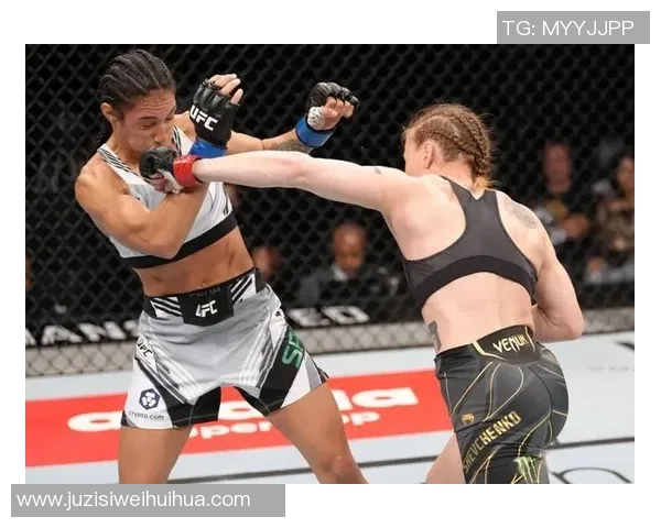 UFC精彩对决乔安娜与杰西卡谁能在擂台上胜出引发热议